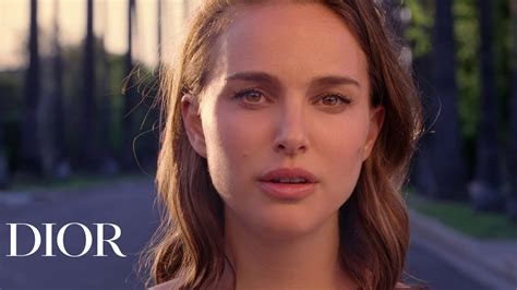 wie speelt in de reclame van miss dior|Miss Dior TV Spot, 'For Love' Featuring .